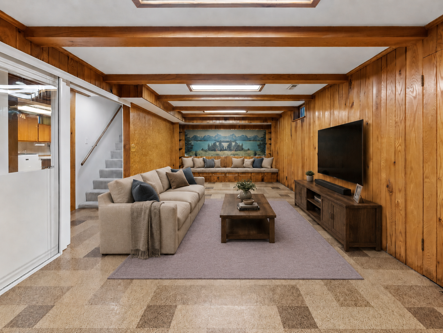 988 Sherren Street W