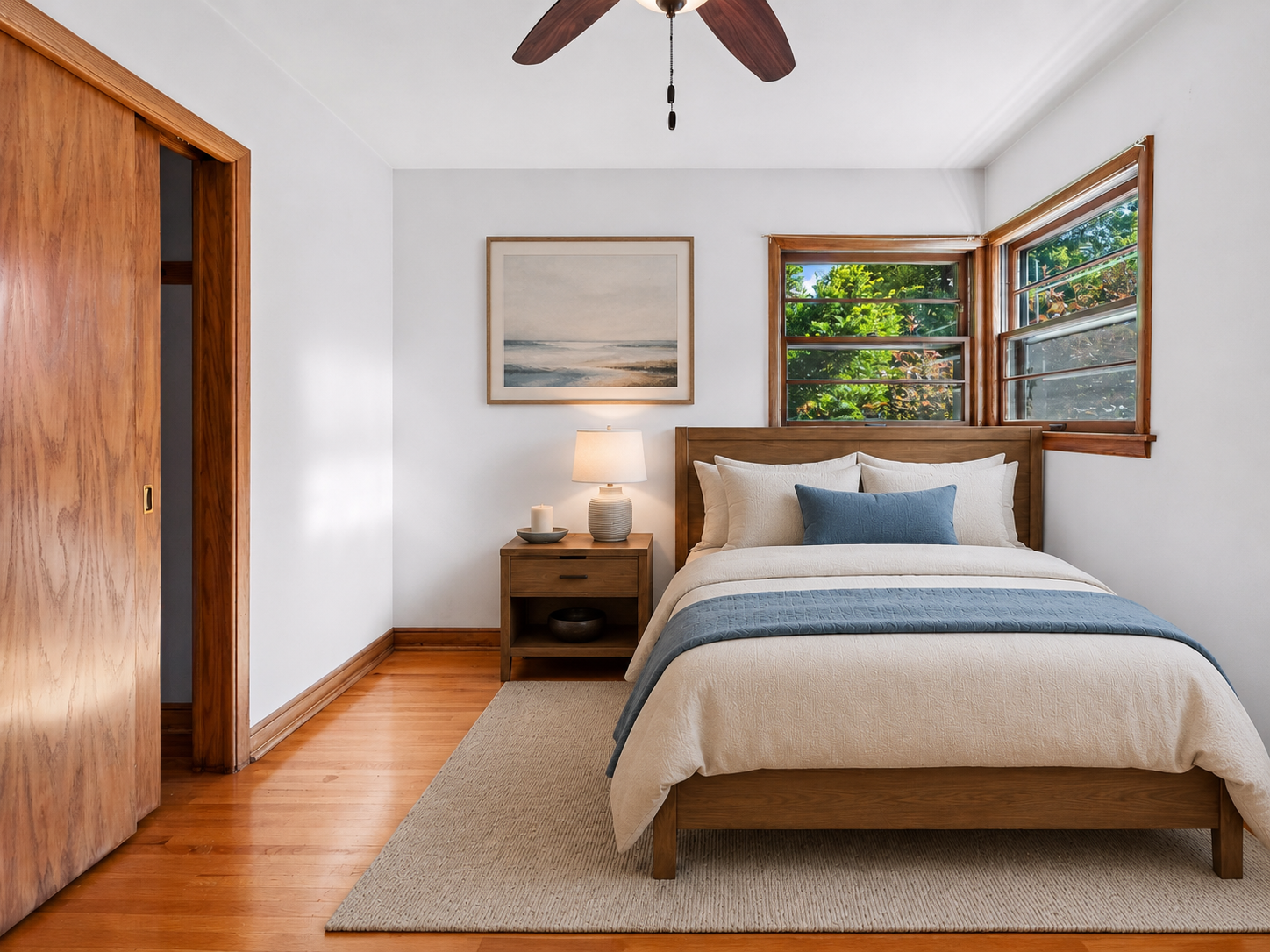 988 Sherren Street W