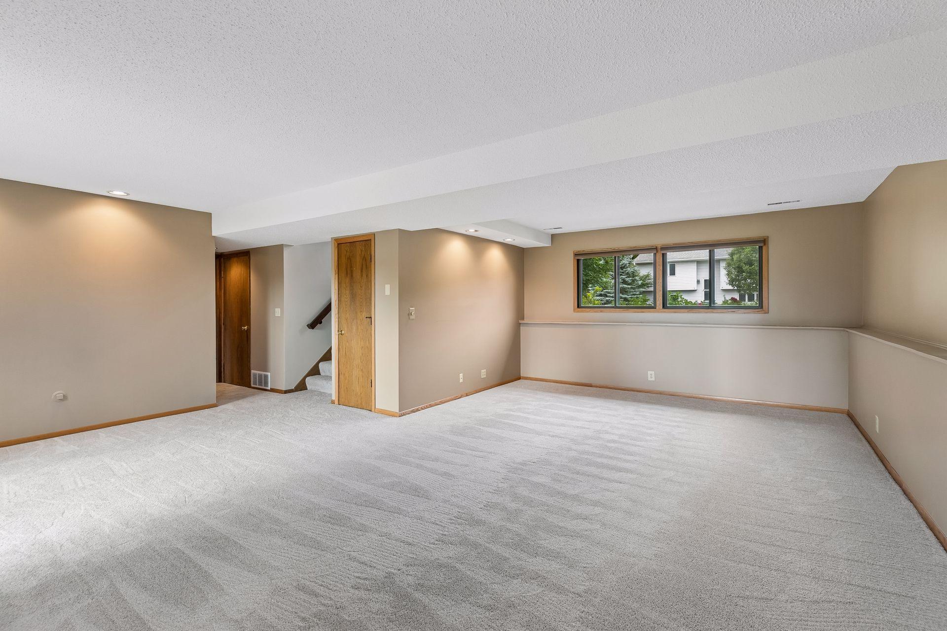 9721 Portal Drive