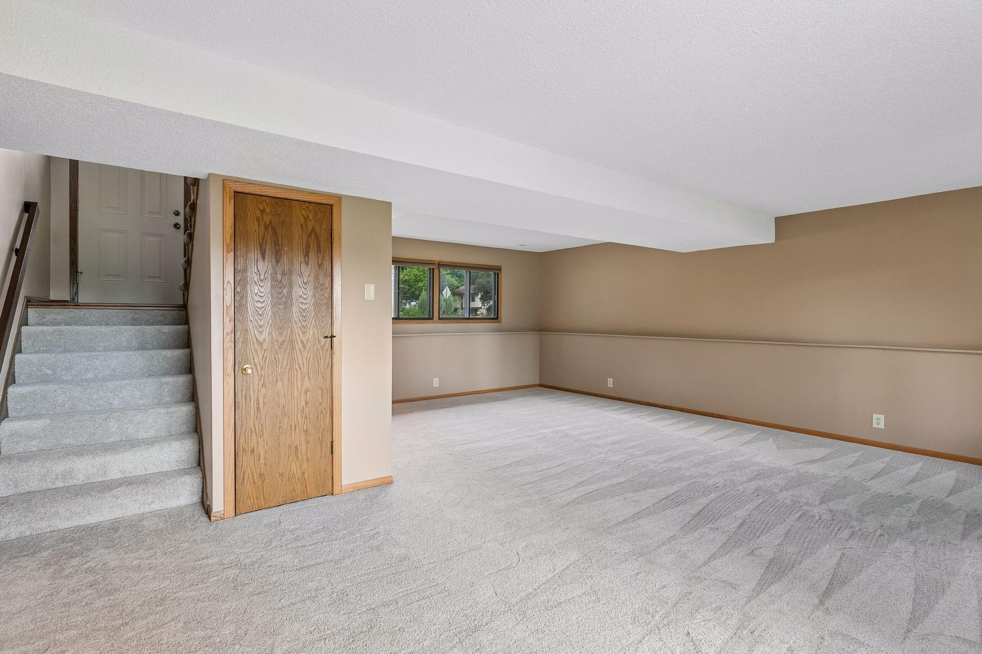 9721 Portal Drive