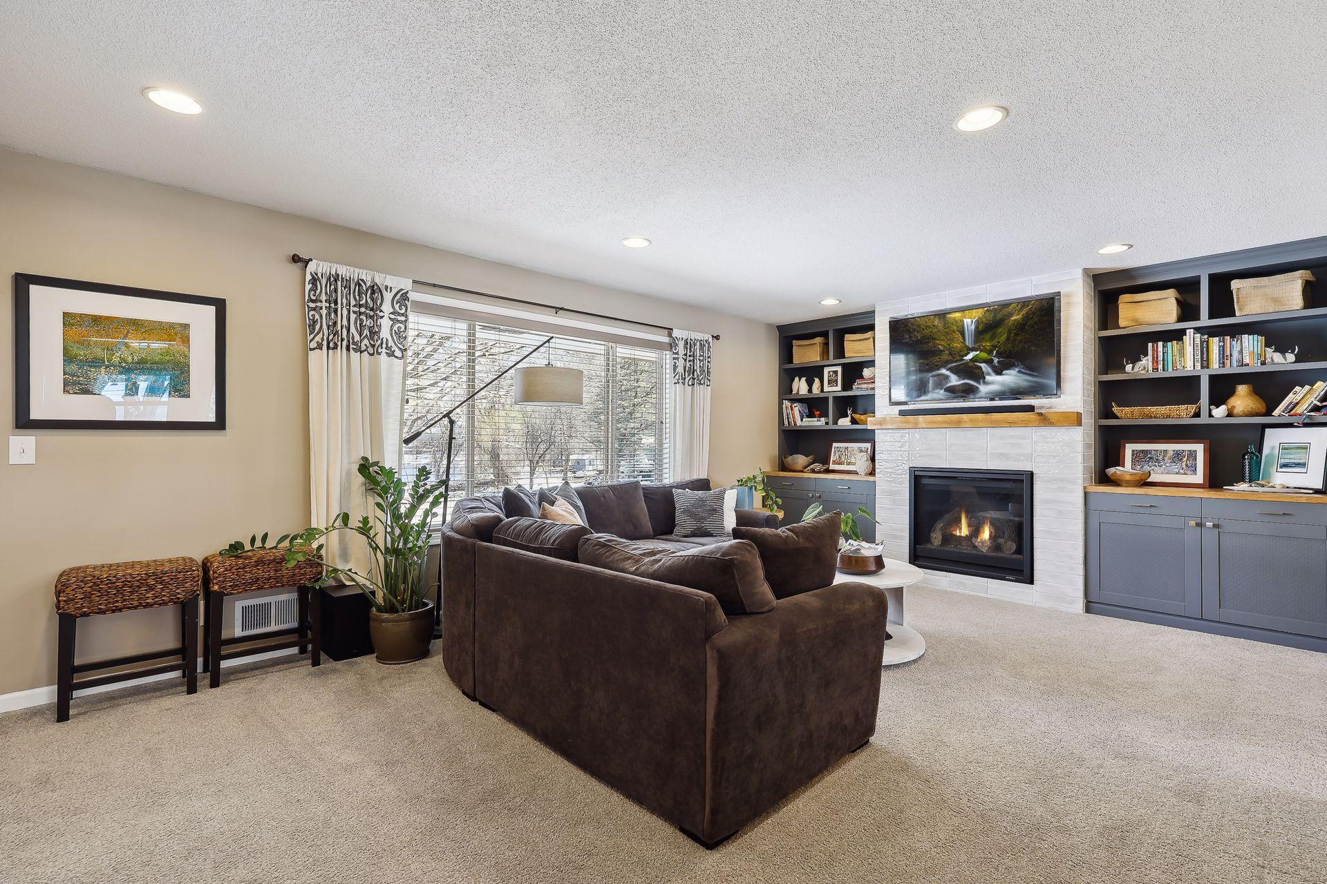 16405 5th Avenue N