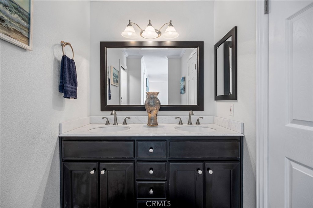 25652 Westover Circle