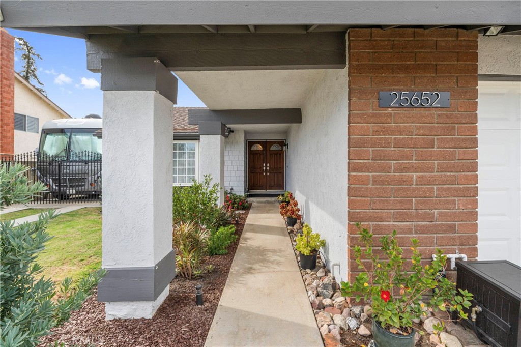 25652 Westover Circle