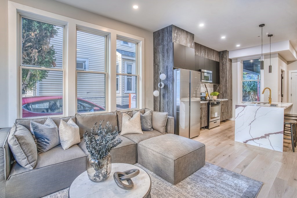 116 Alexander Street # 1