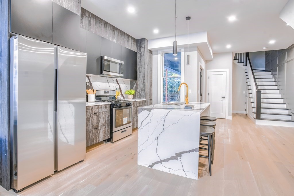116 Alexander Street # 1