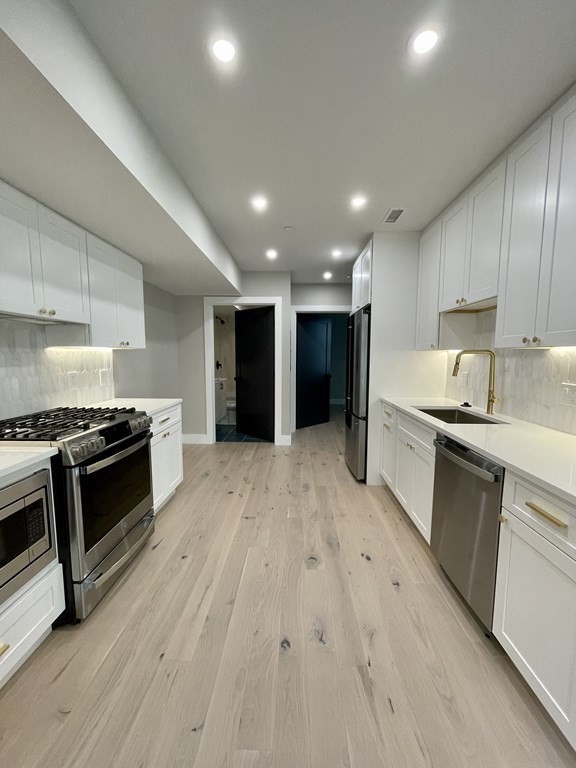 51 Crescent Ave # 101