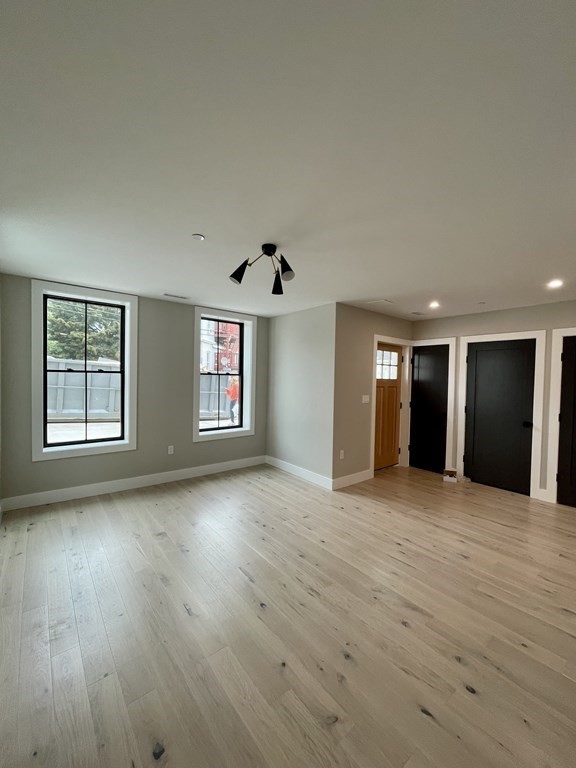 51 Crescent Ave # 101