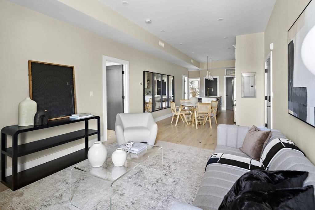 51 Crescent Ave # 202