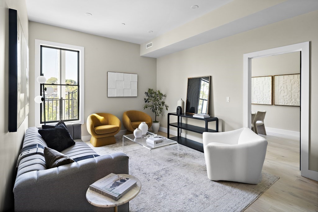 51 Crescent Ave Unit: PH8
