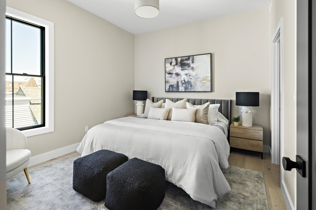 51 Crescent Ave # 5