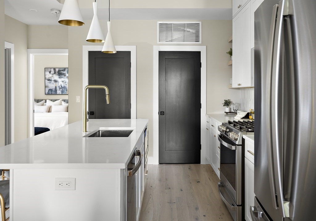 51 Crescent Ave # 5