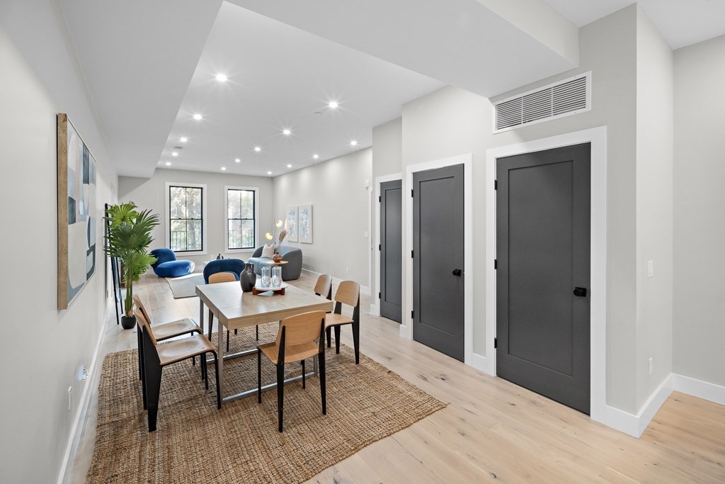51 Crescent Ave # 3
