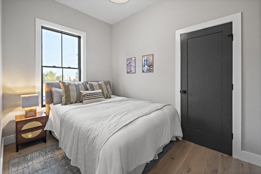 51 Crescent Ave # 3