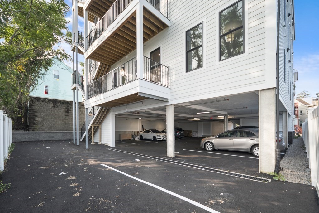51 Crescent Ave # 3