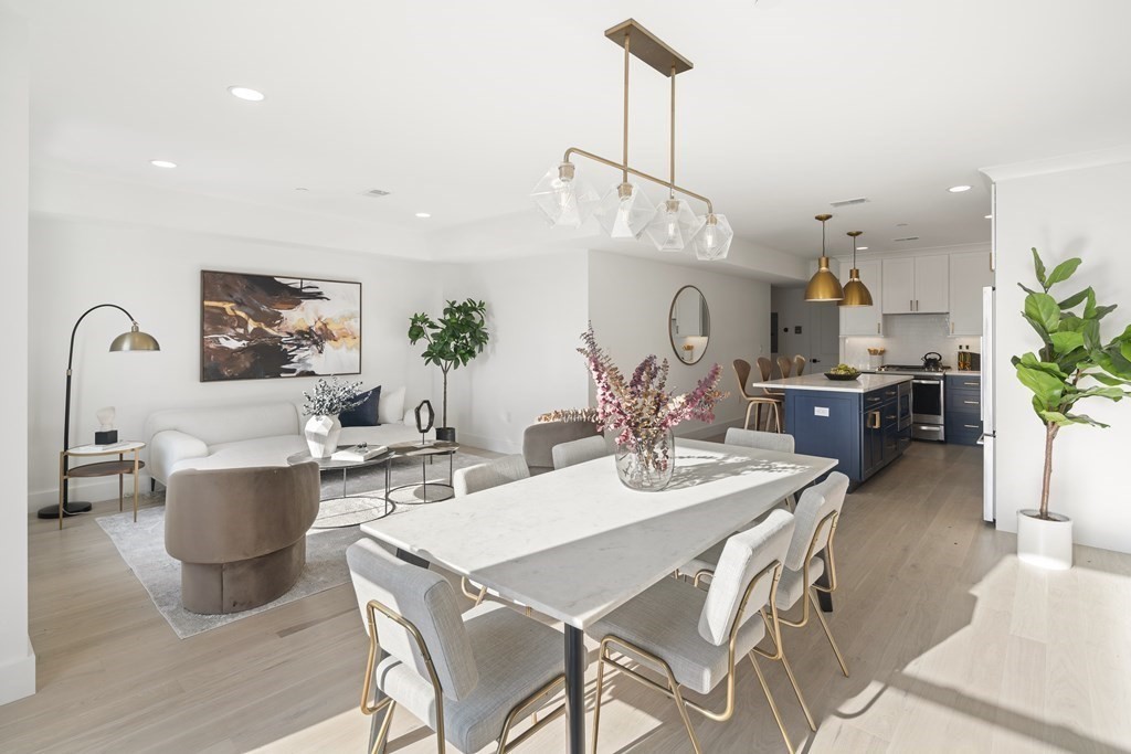 224 Princeton St # 202