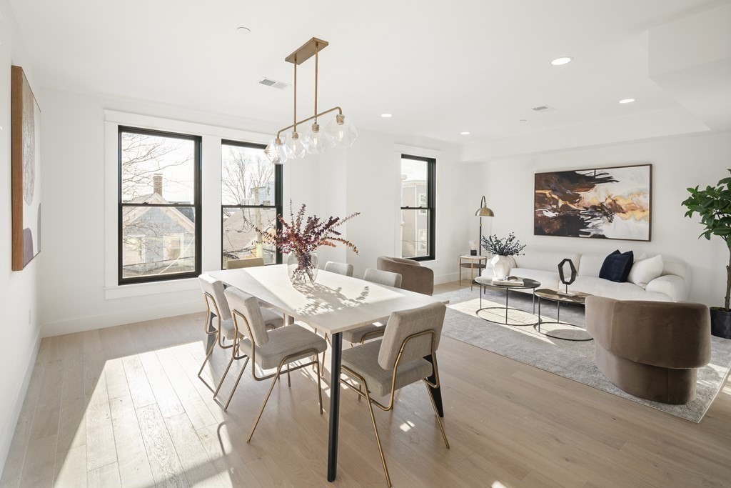 224 Princeton St # 202