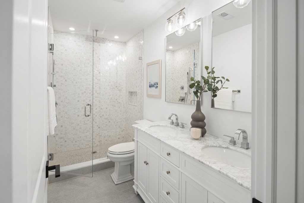 224 Princeton St # 202
