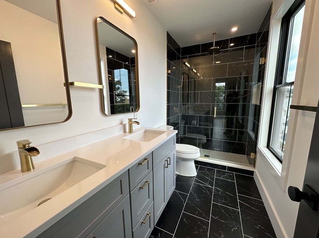 51 Crescent Ave Unit: PH9