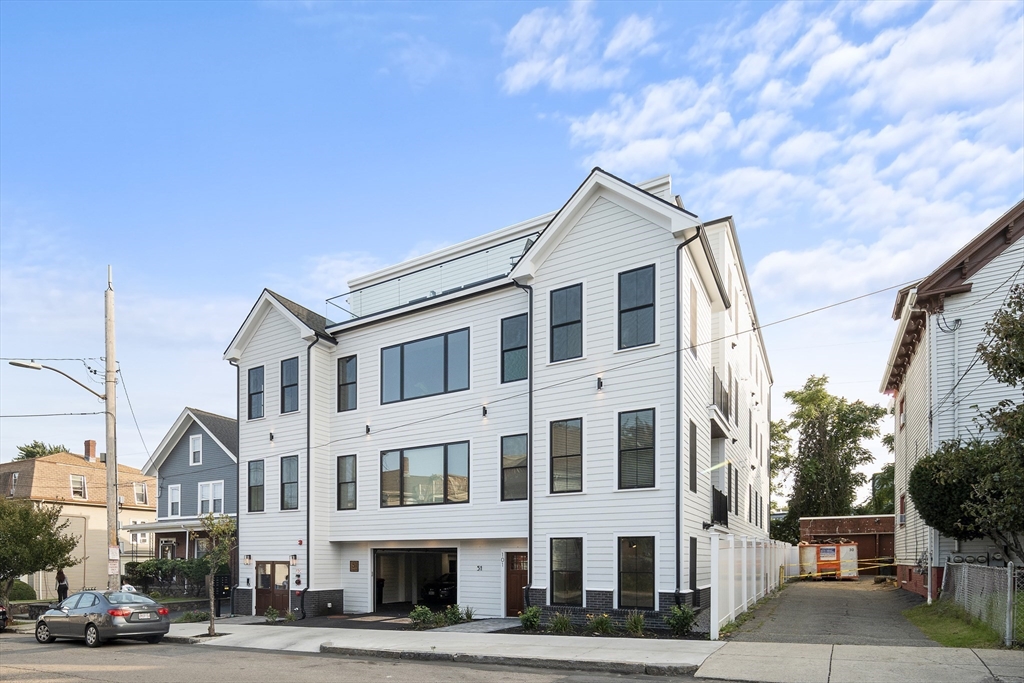 51 Crescent Ave Unit: PH9