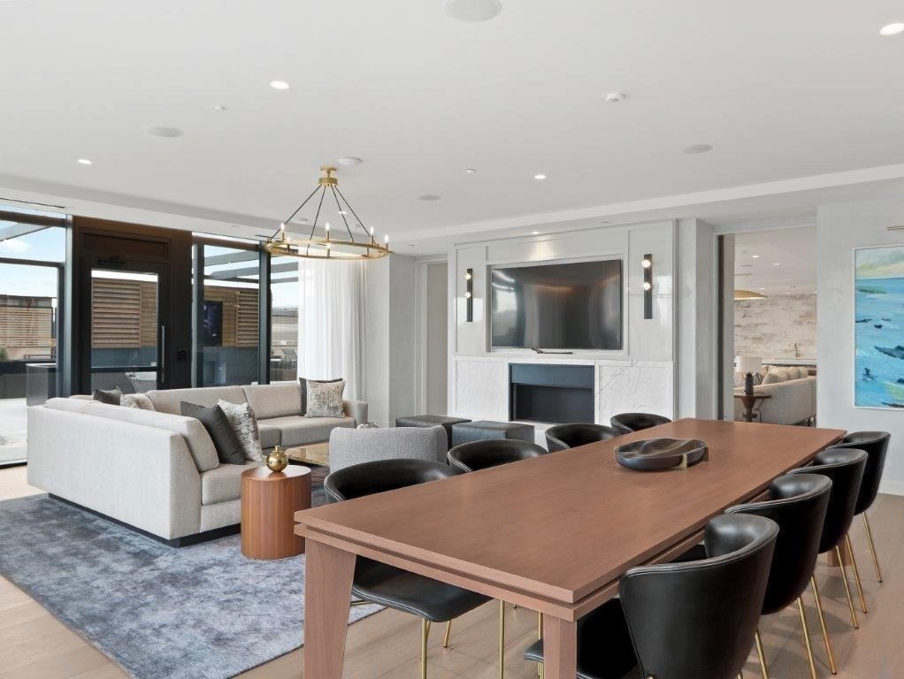 380 Harrison Ave # 1114