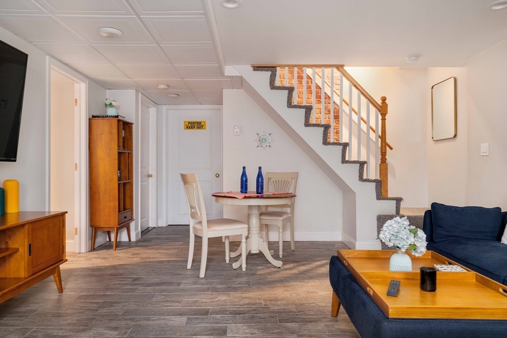 129 Strandway