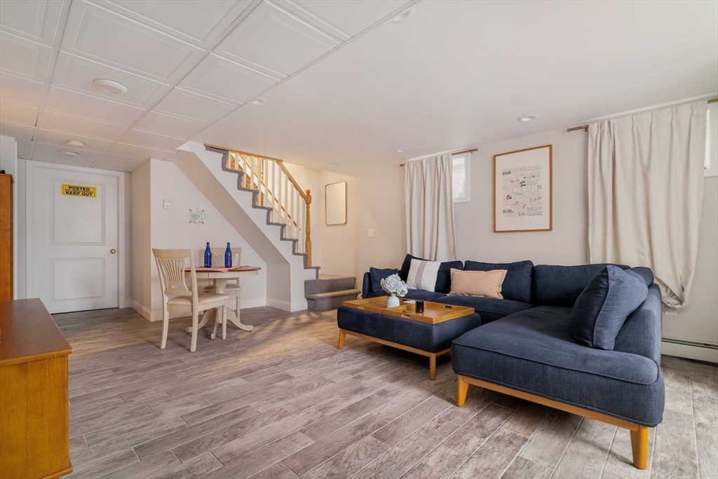 129 Strandway