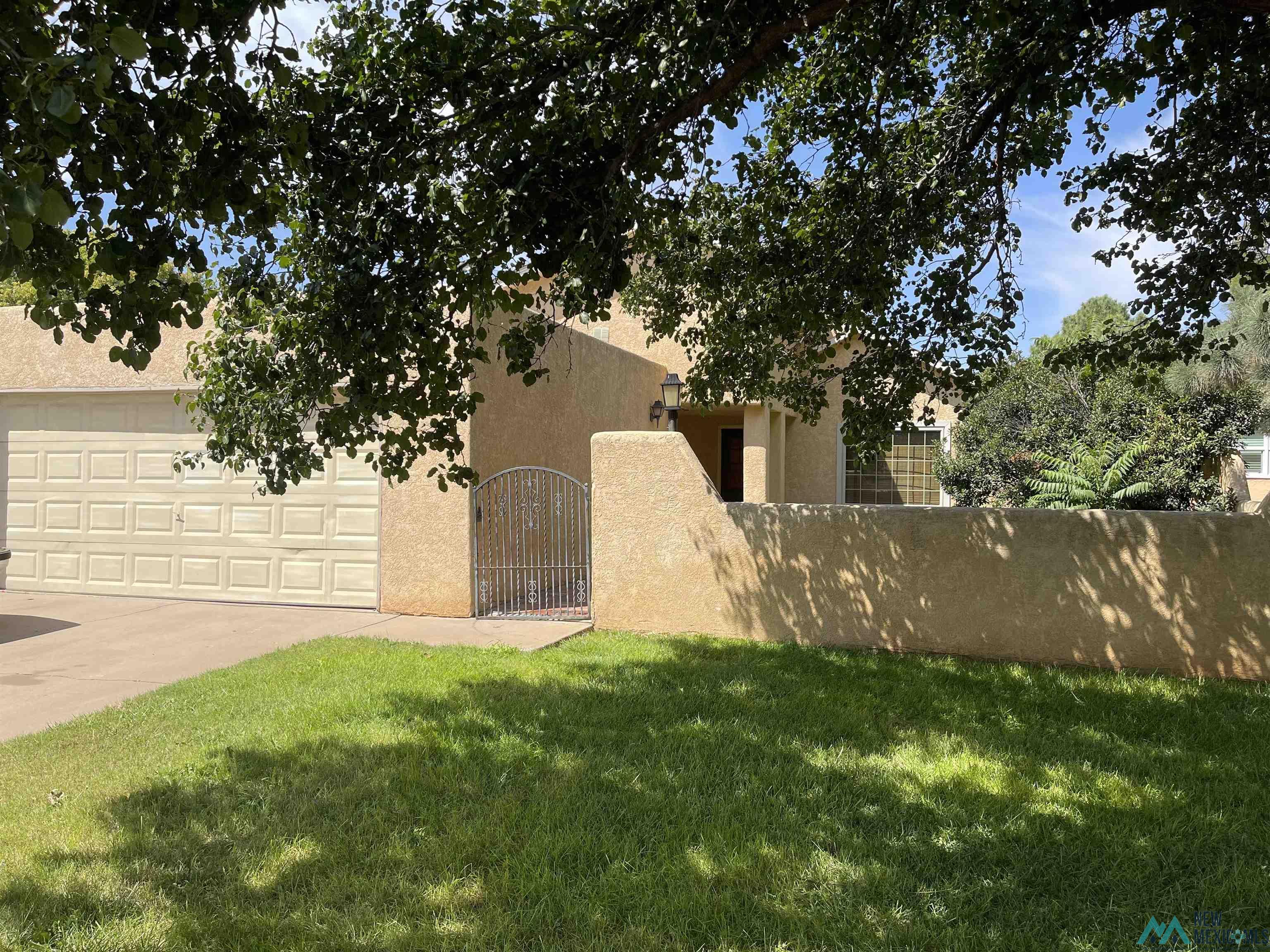40 Paseo Village