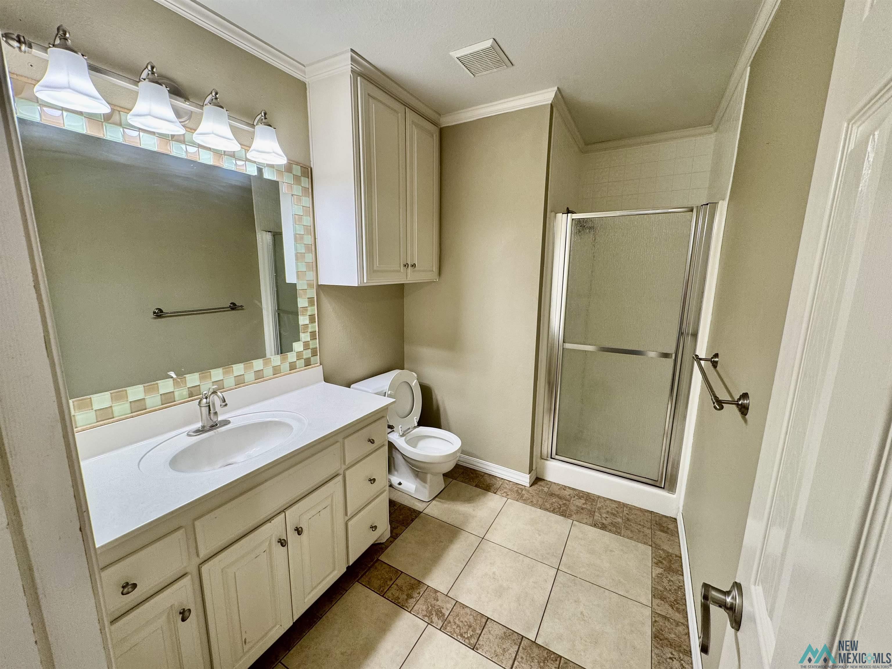 600 Chanticleer Place