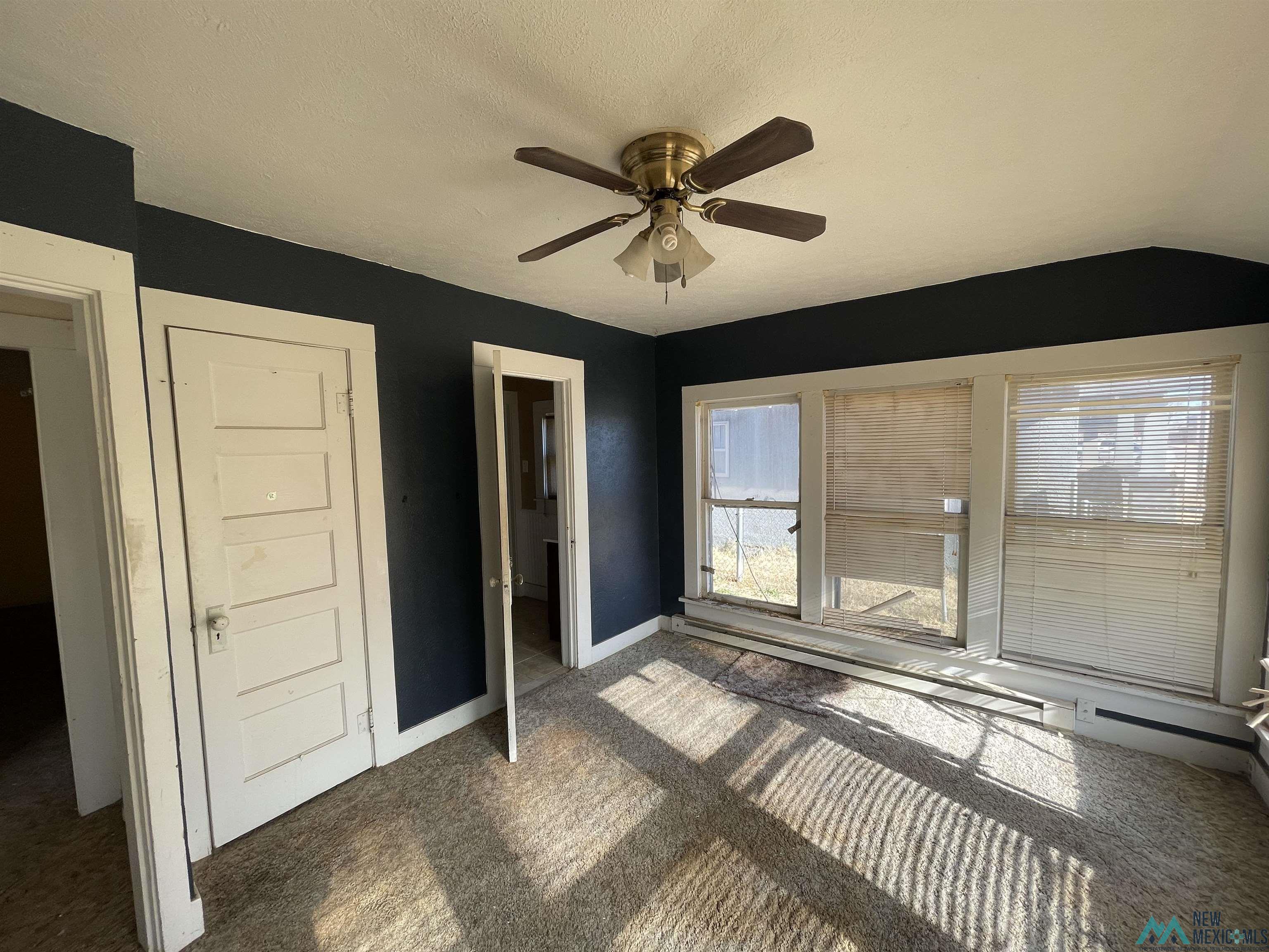 321 S Avenue A Avenue