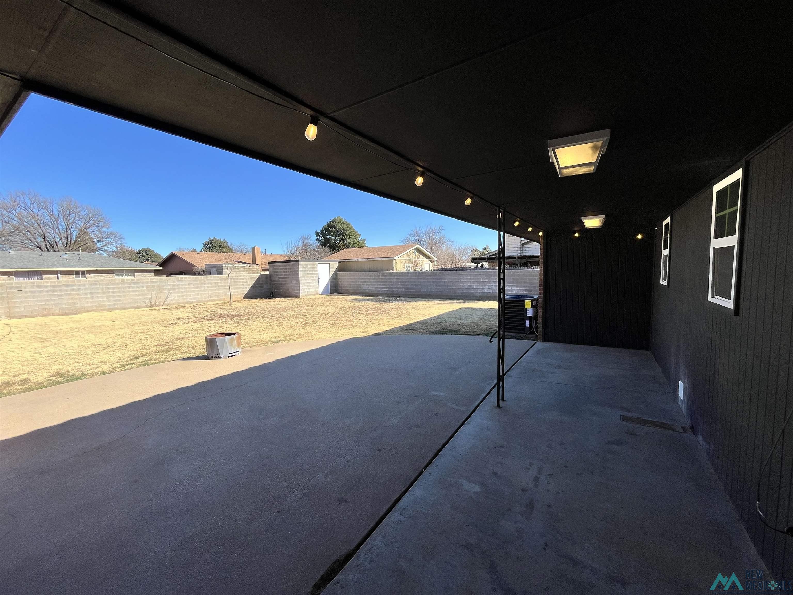 1713 Wilshire Boulevard