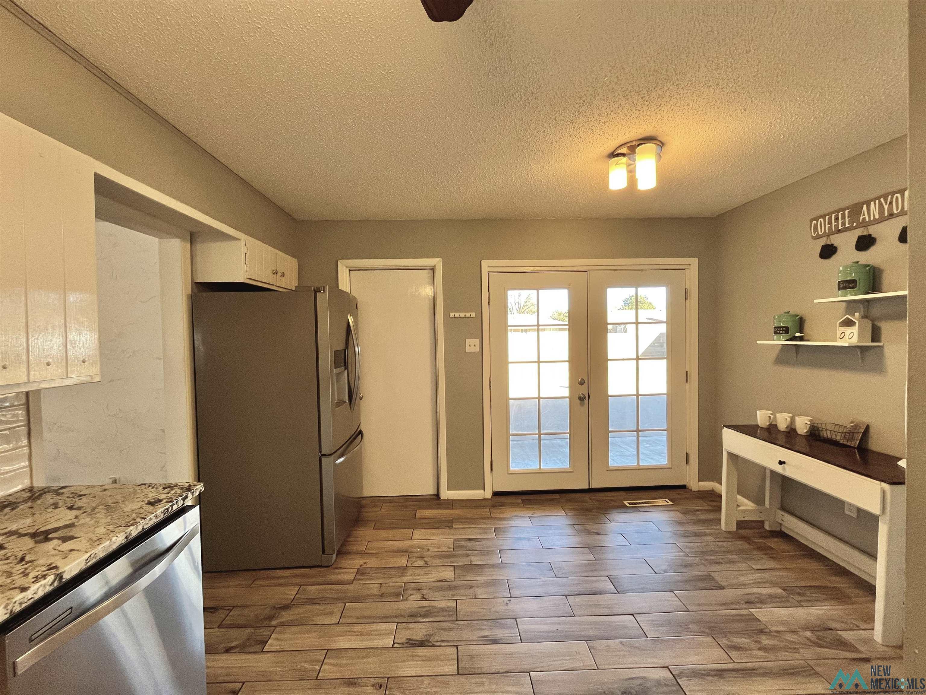 1713 Wilshire Boulevard