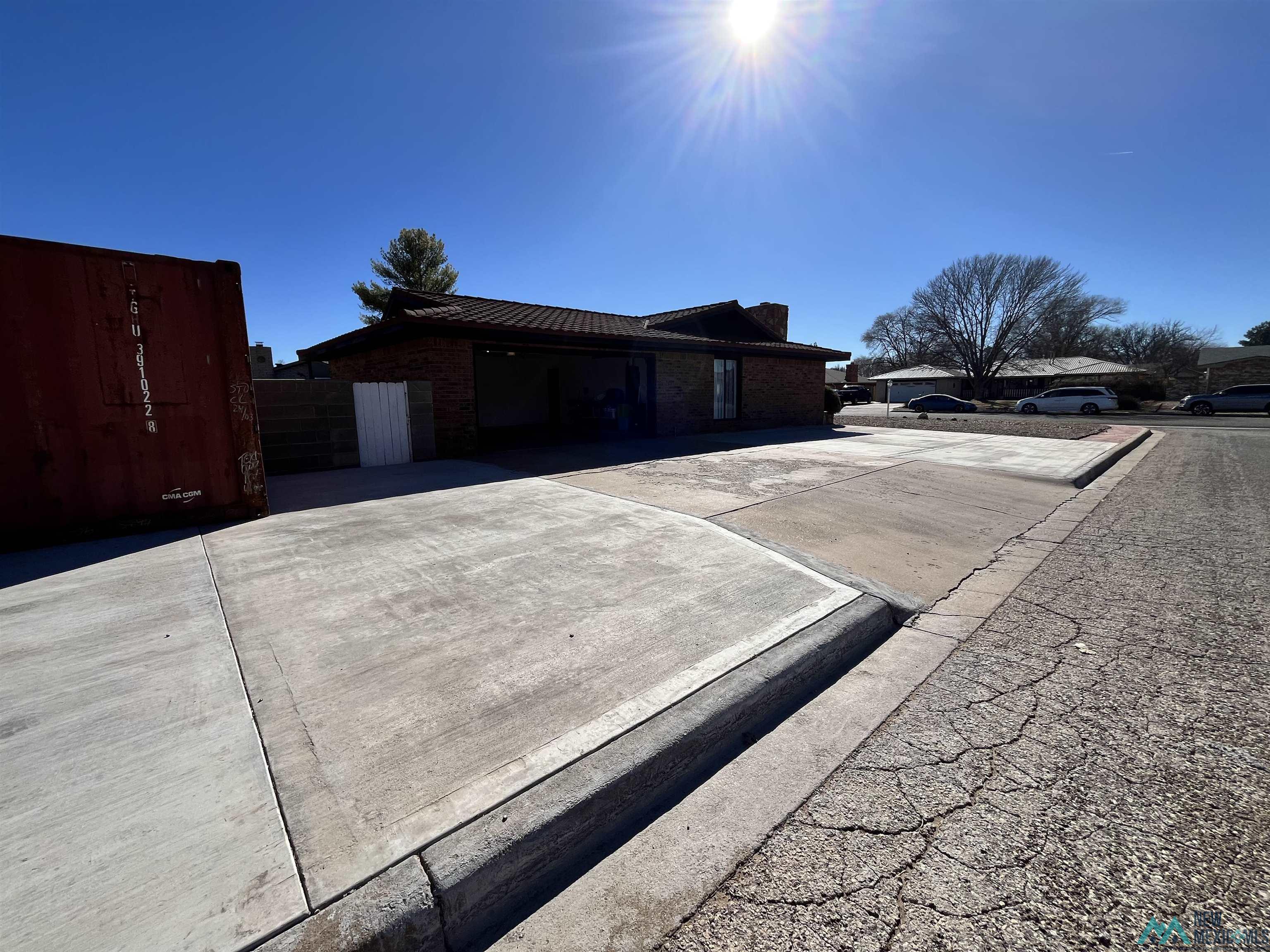 1713 Wilshire Boulevard