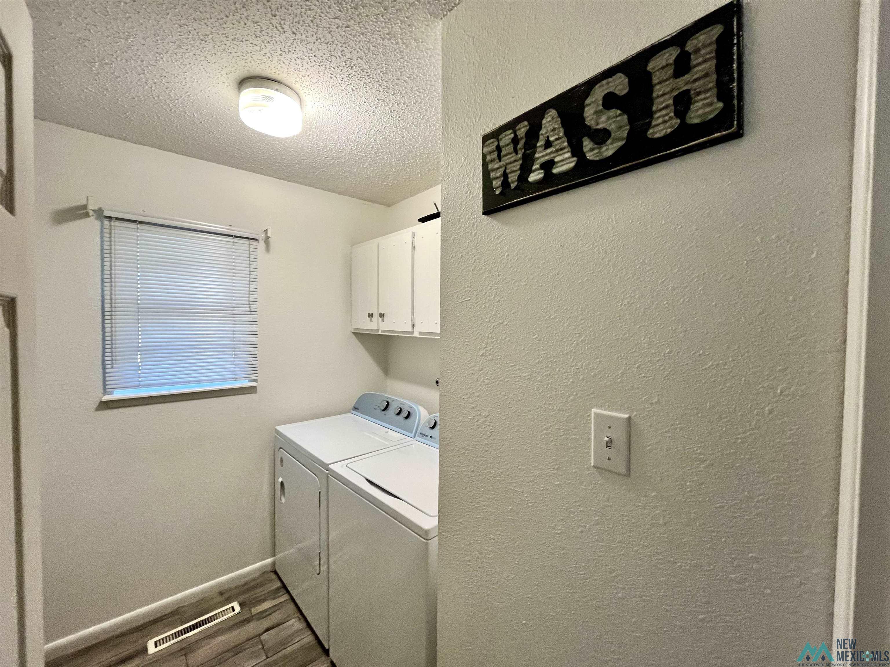 1713 Wilshire Boulevard