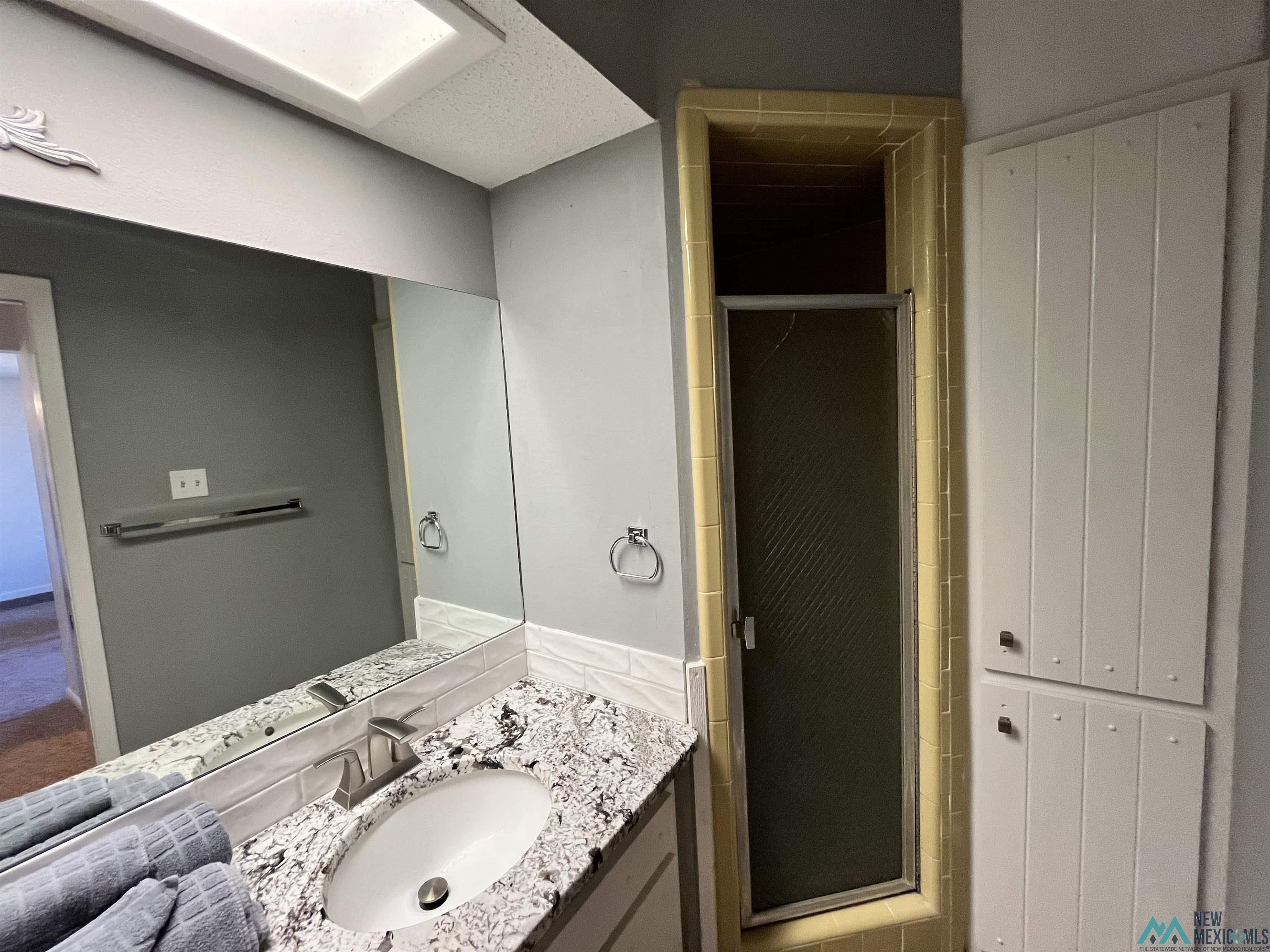 1713 Wilshire Boulevard