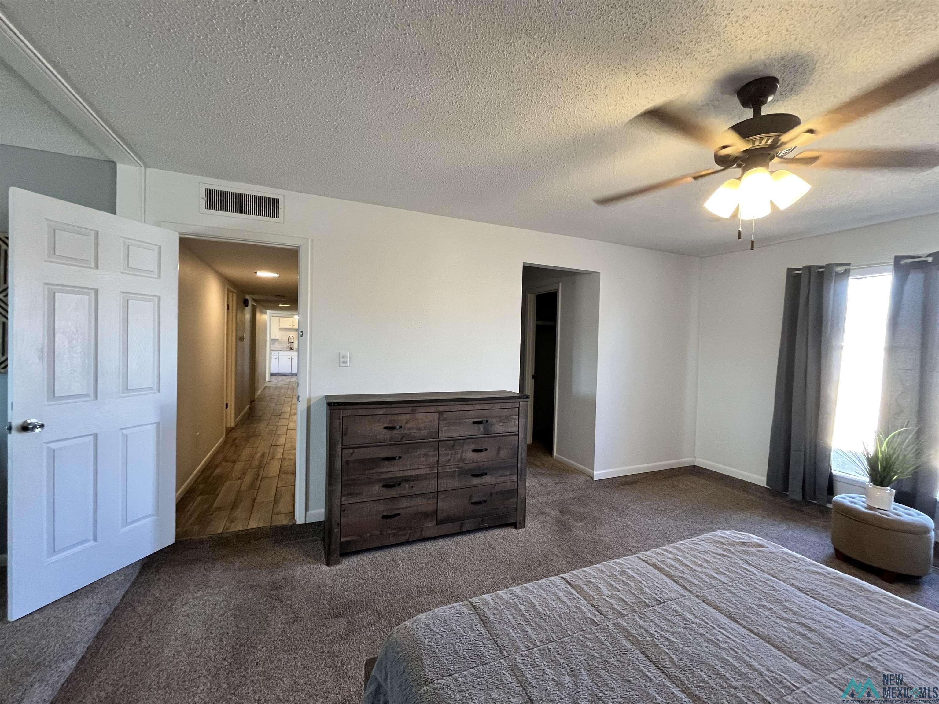 1713 Wilshire Boulevard