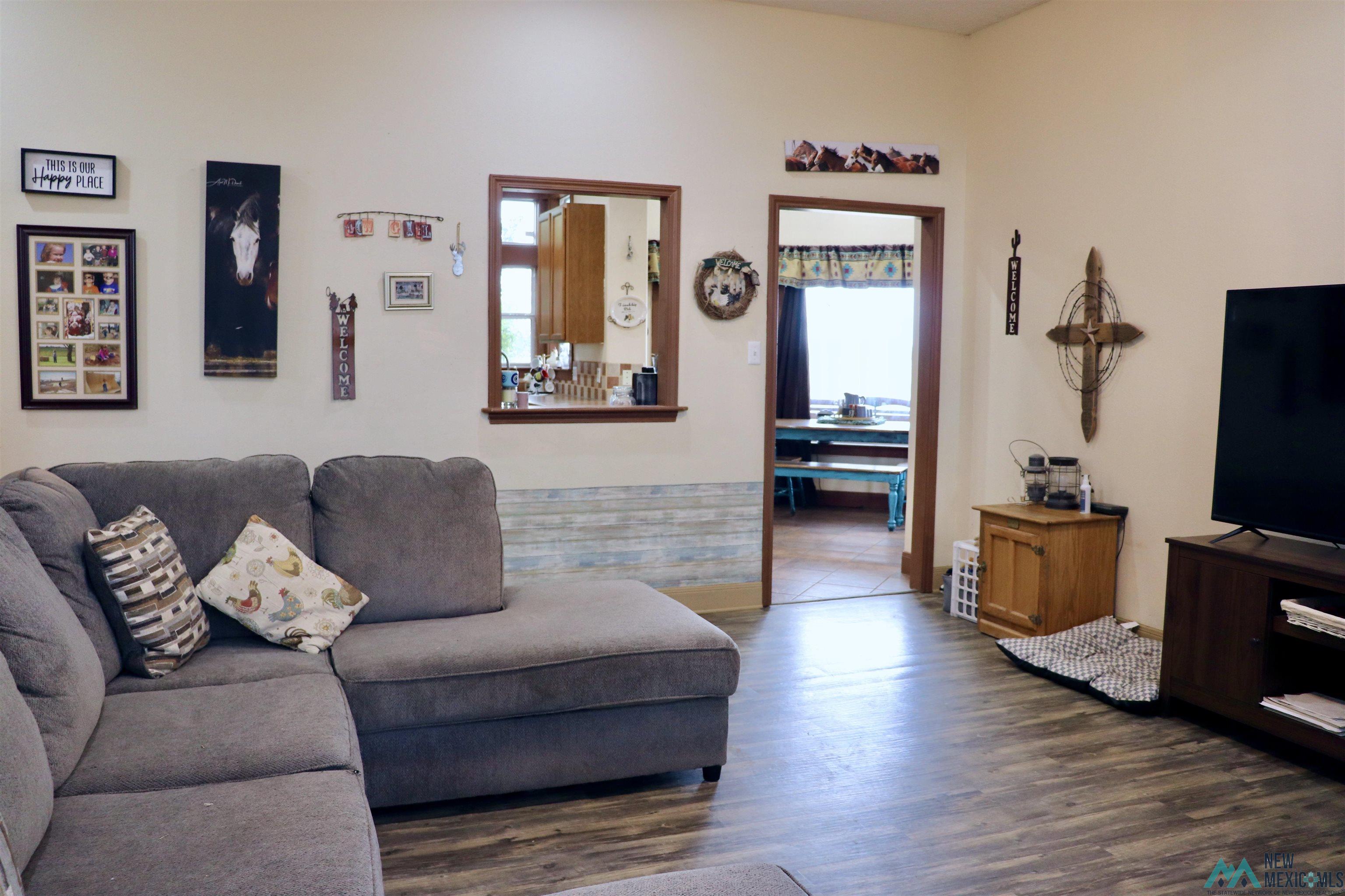 845 S Roosevelt Rd S Road