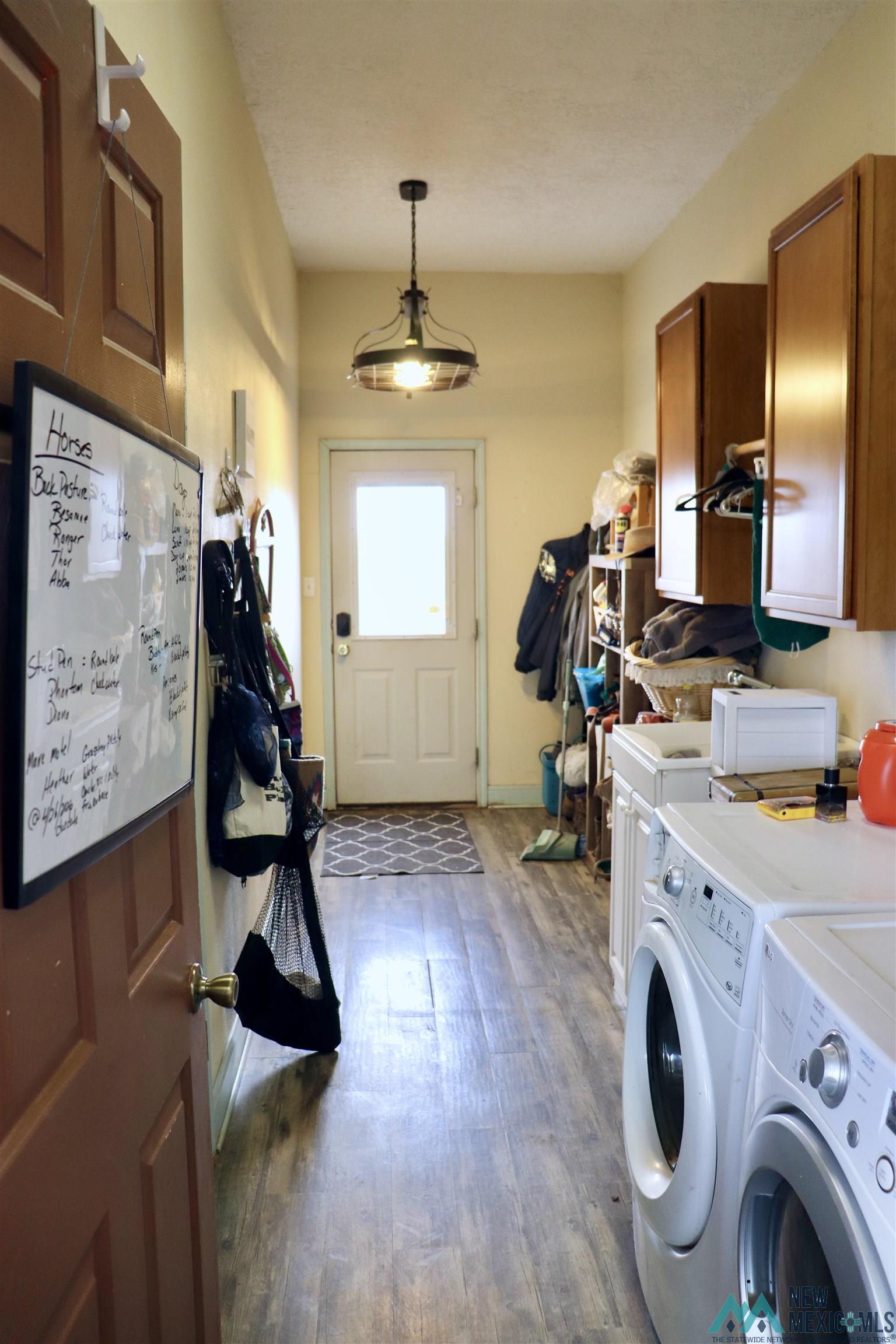 845 S Roosevelt Rd S Road