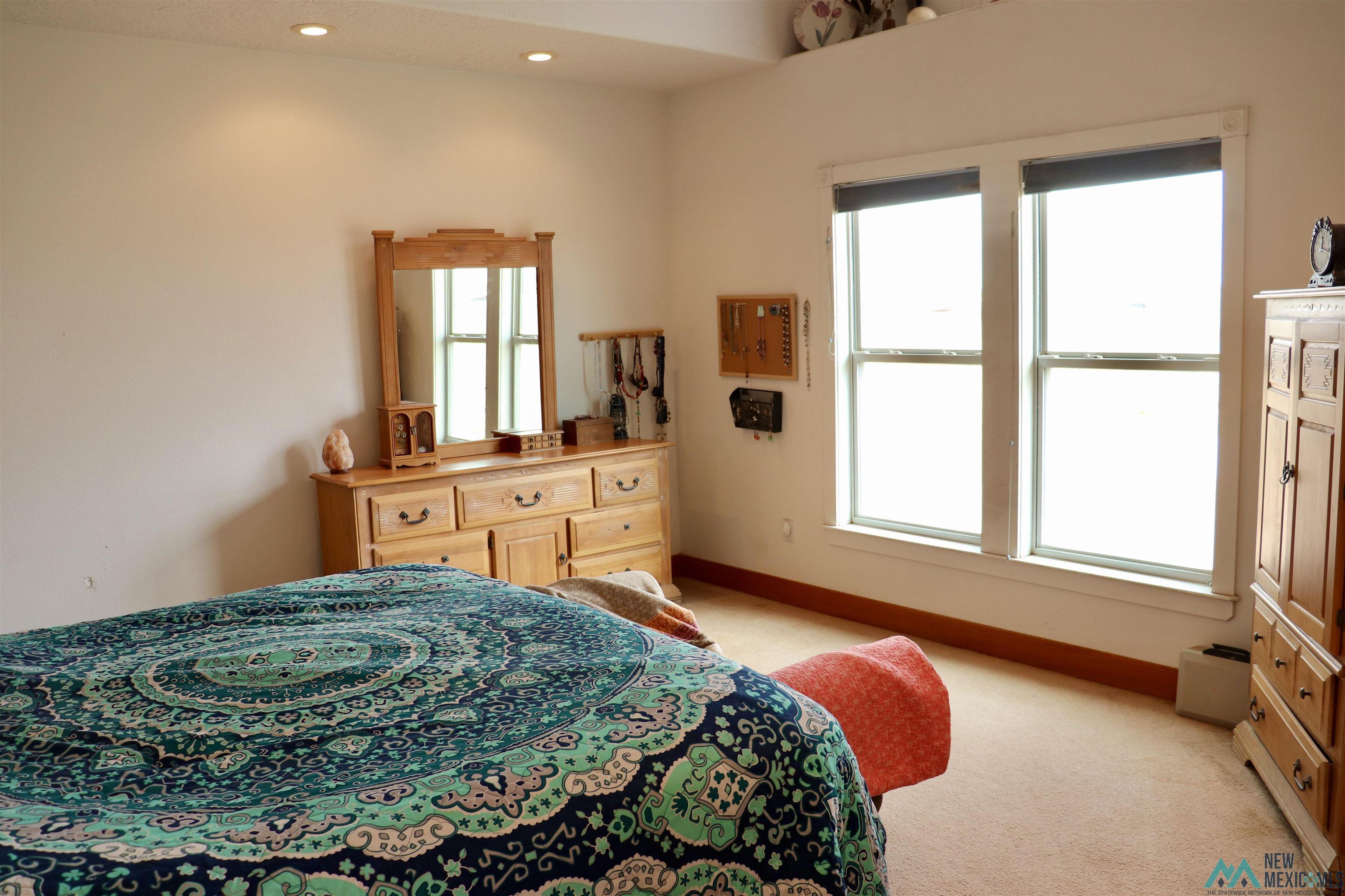 845 S Roosevelt Rd S Road