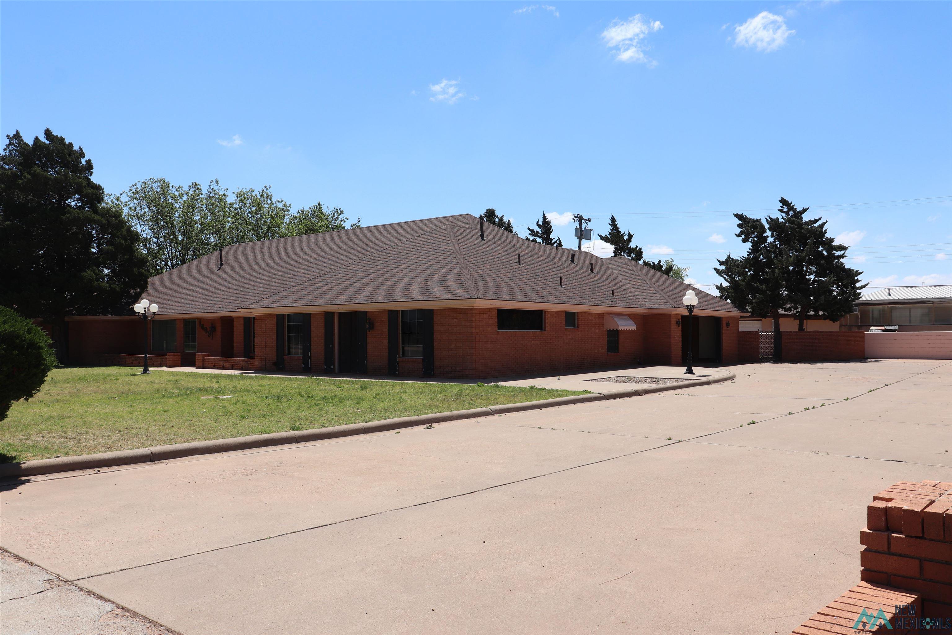 1409 Claremont Terrace