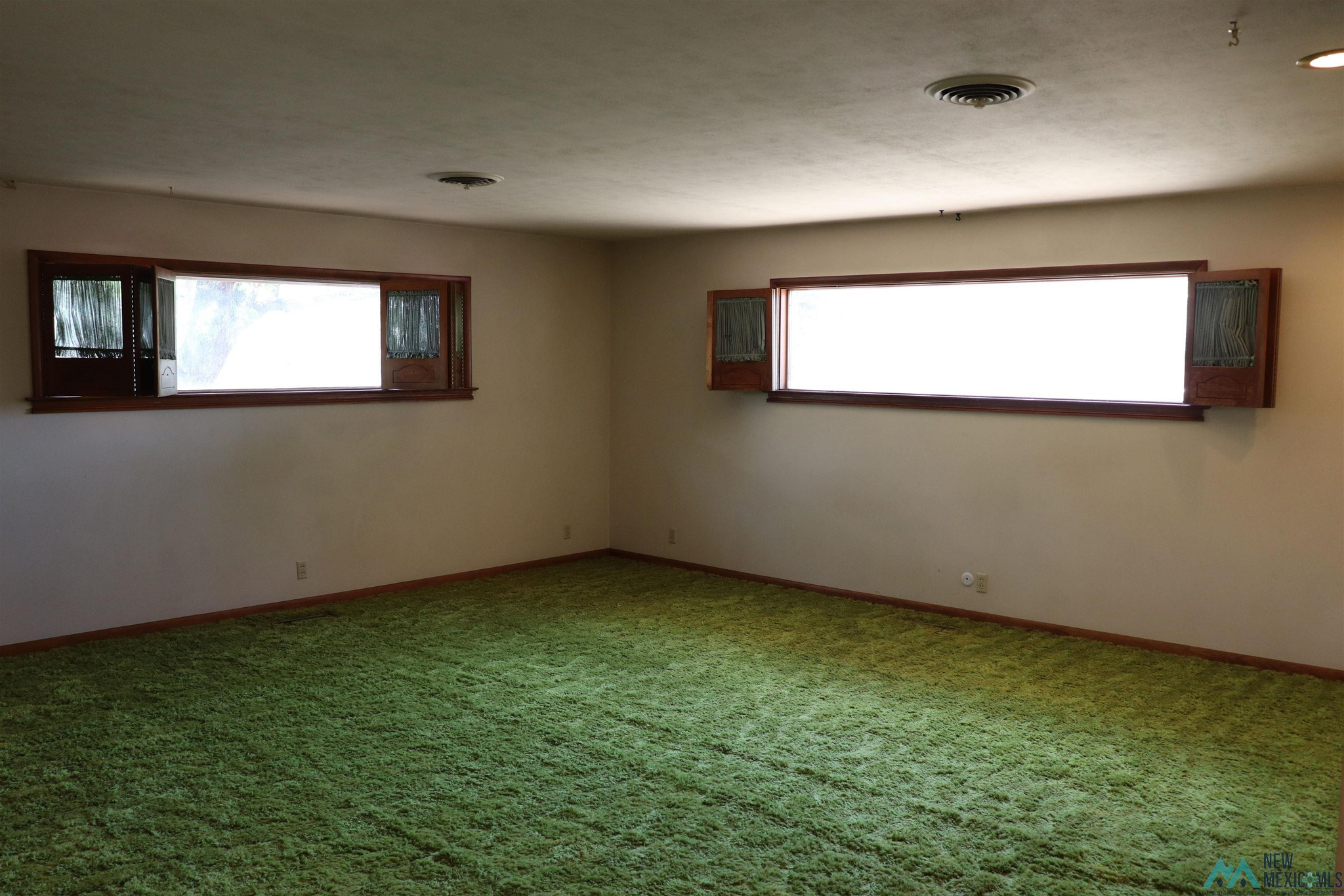 1409 Claremont Terrace