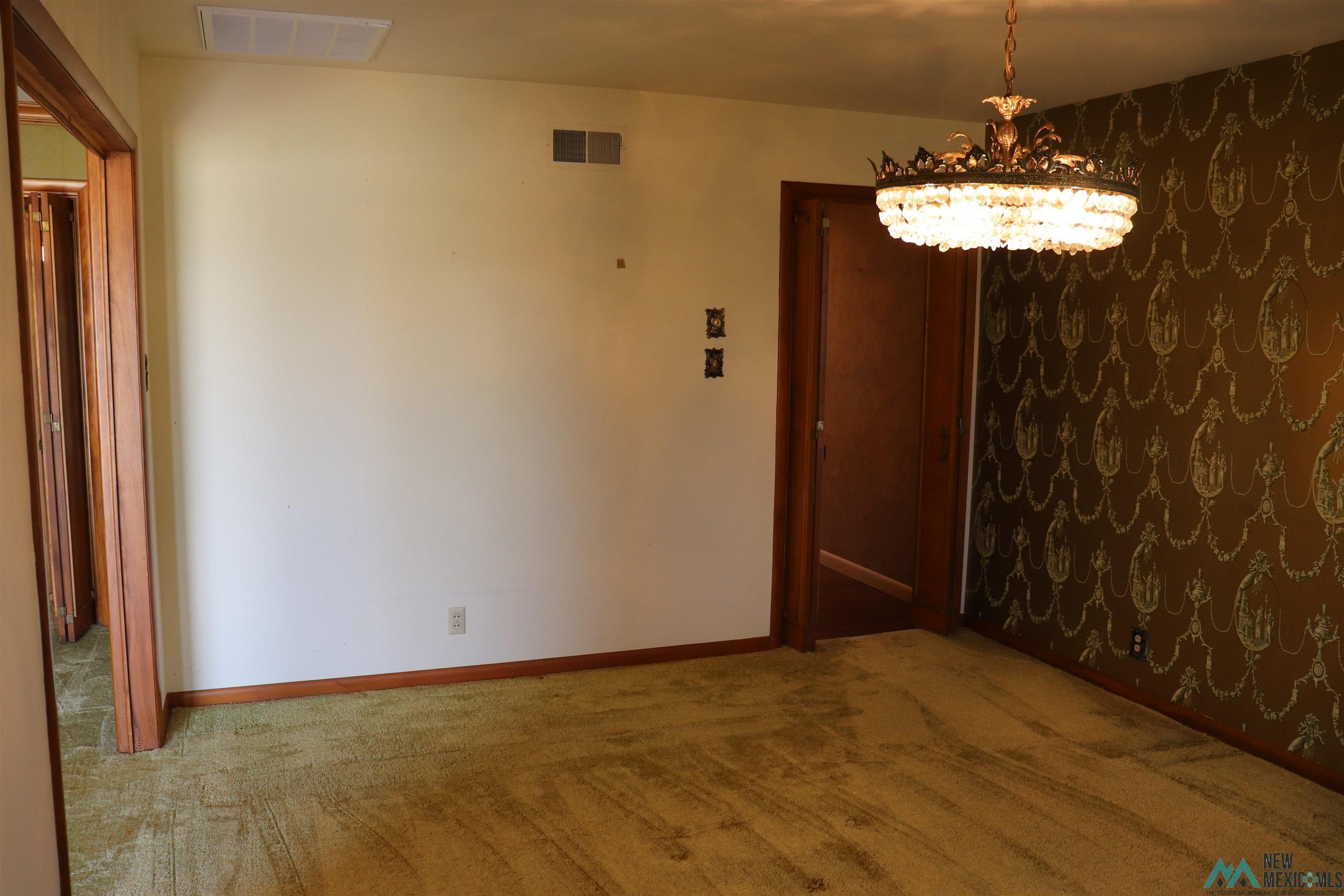1409 Claremont Terrace