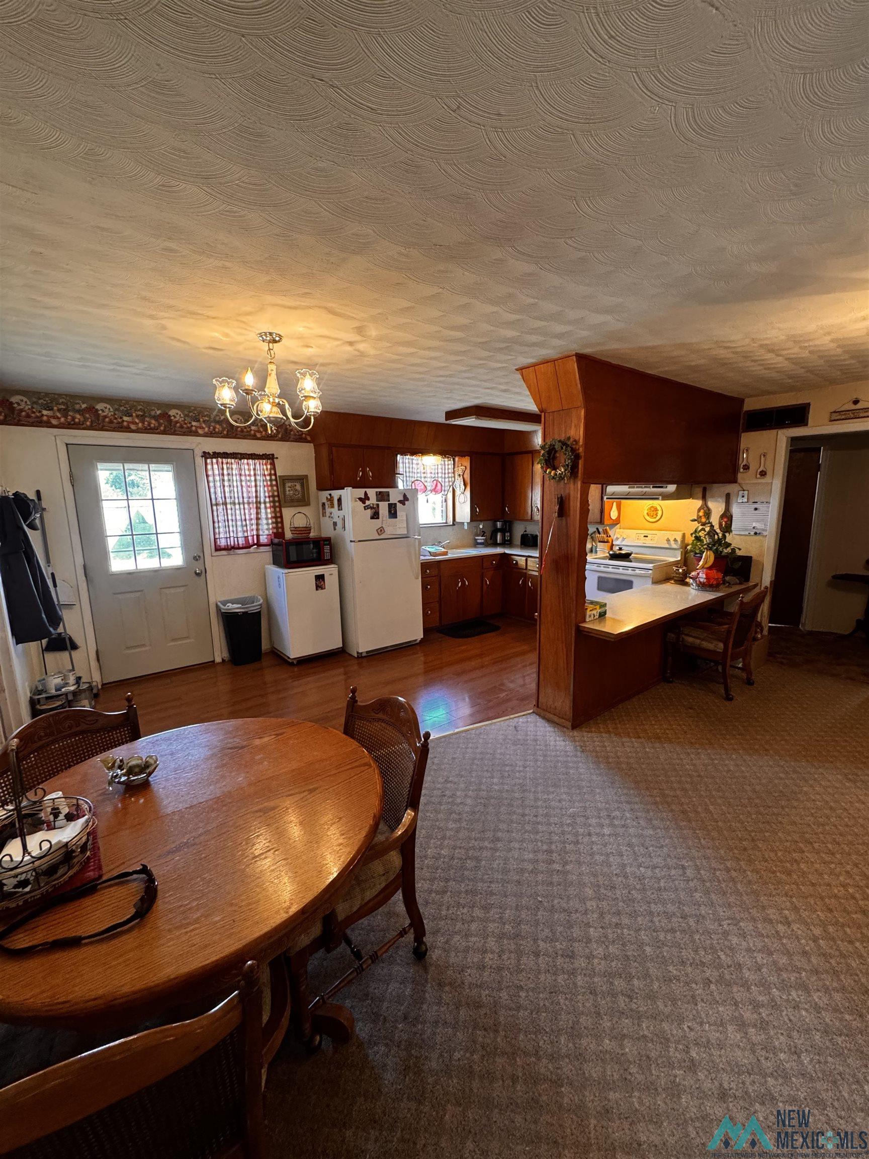 320 E 11th Street