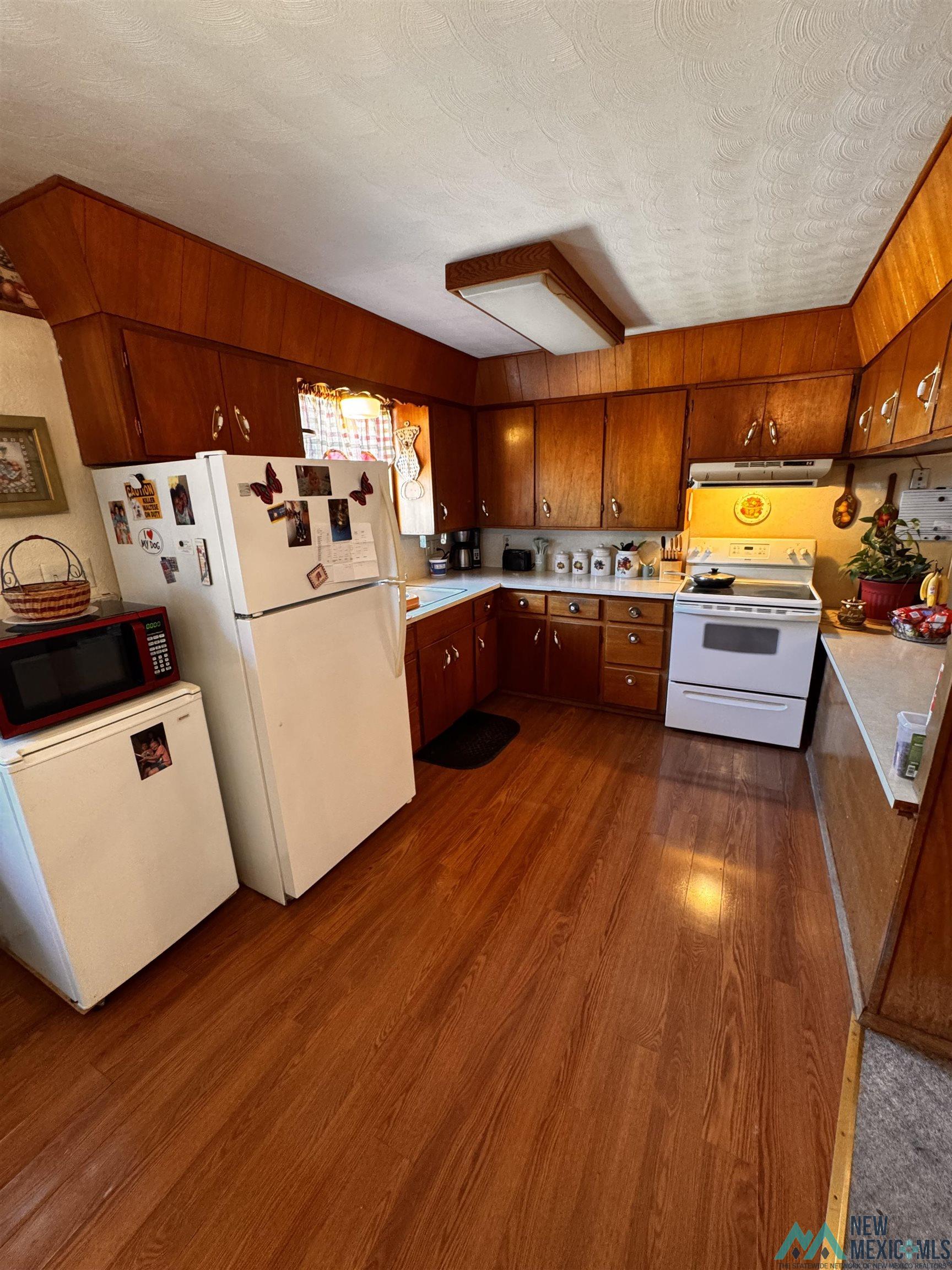 320 E 11th Street