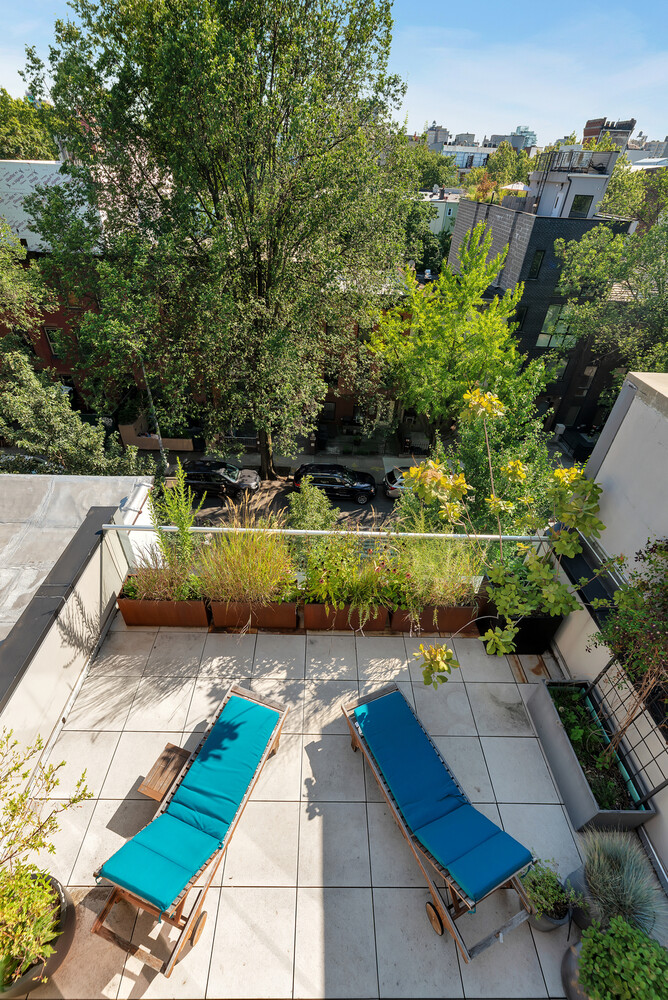 953 PACIFIC Street 3