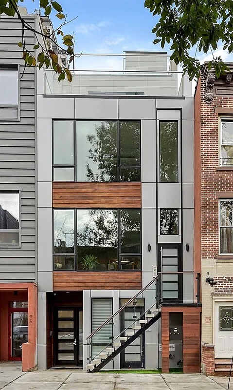 953 PACIFIC Street 3