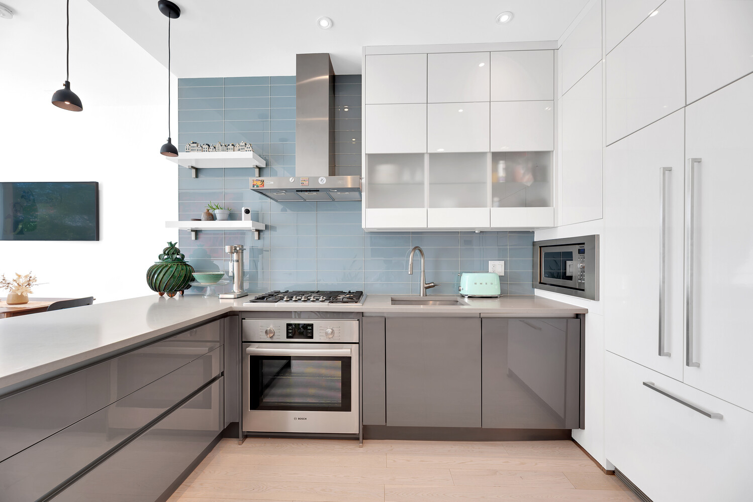 953 PACIFIC Street 3