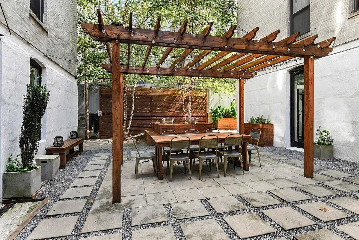 24-75 38TH Street D7/D8