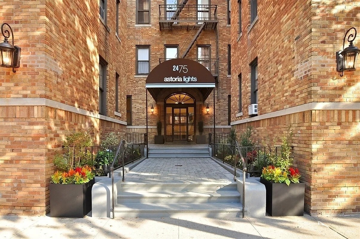 24-75 38TH Street D7/D8