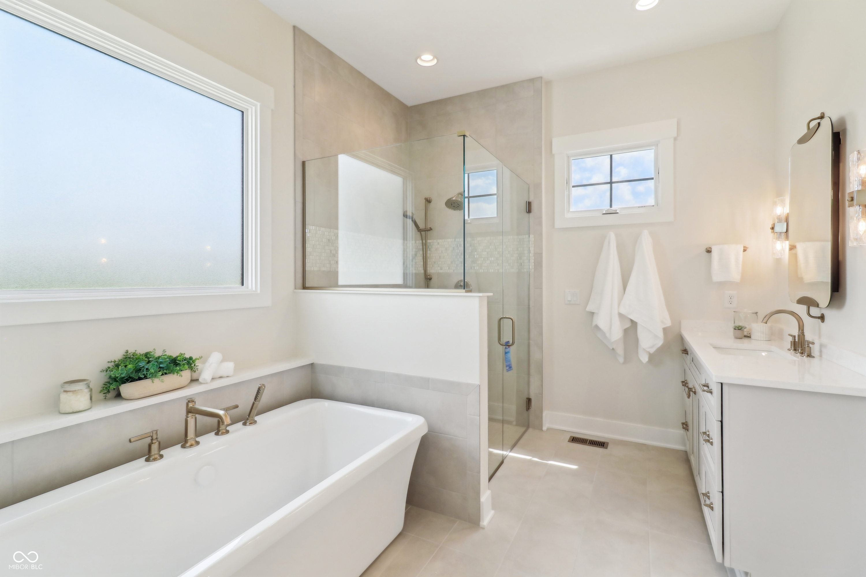 8083 Easton Lane