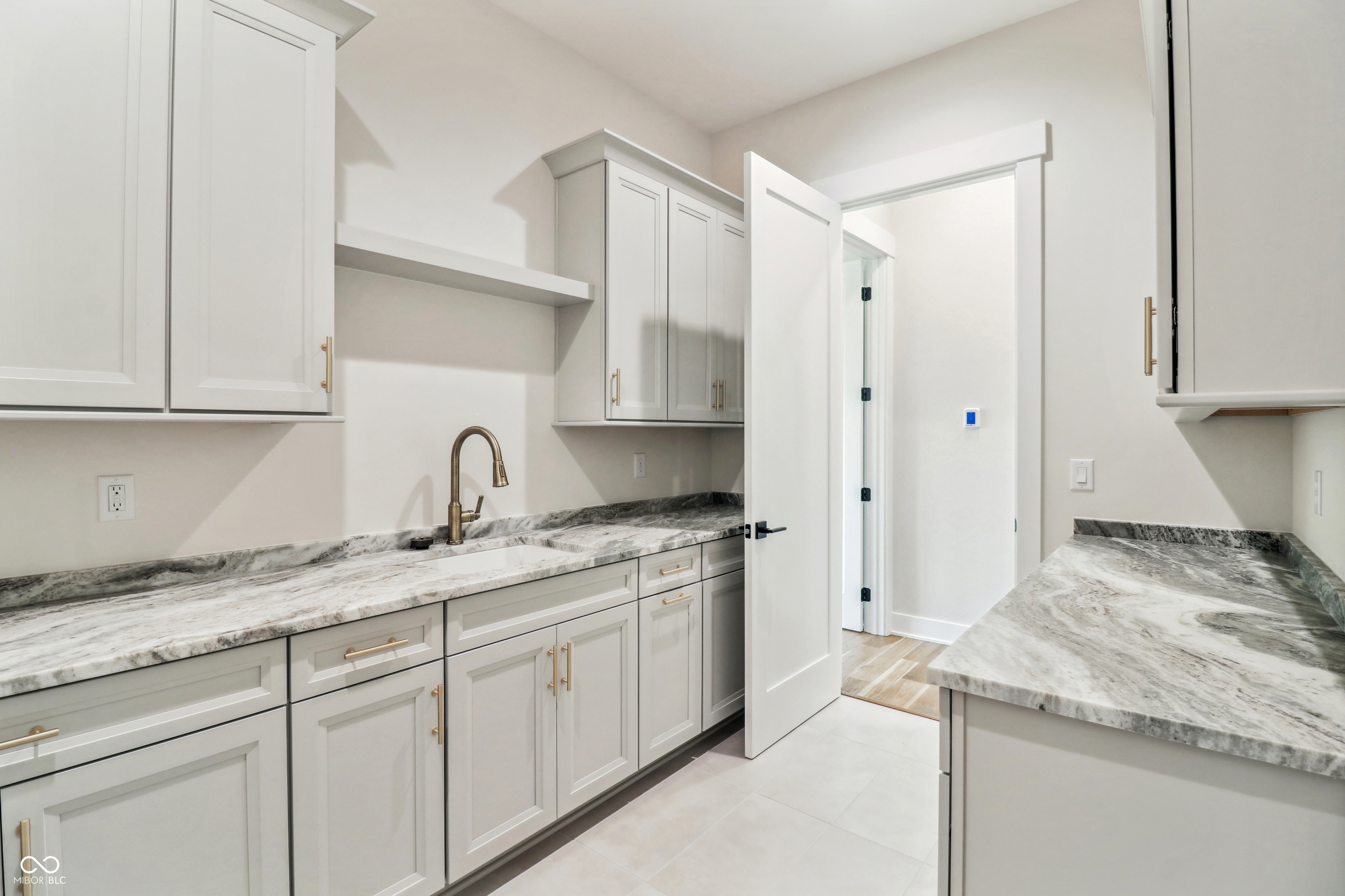 8083 Easton Lane